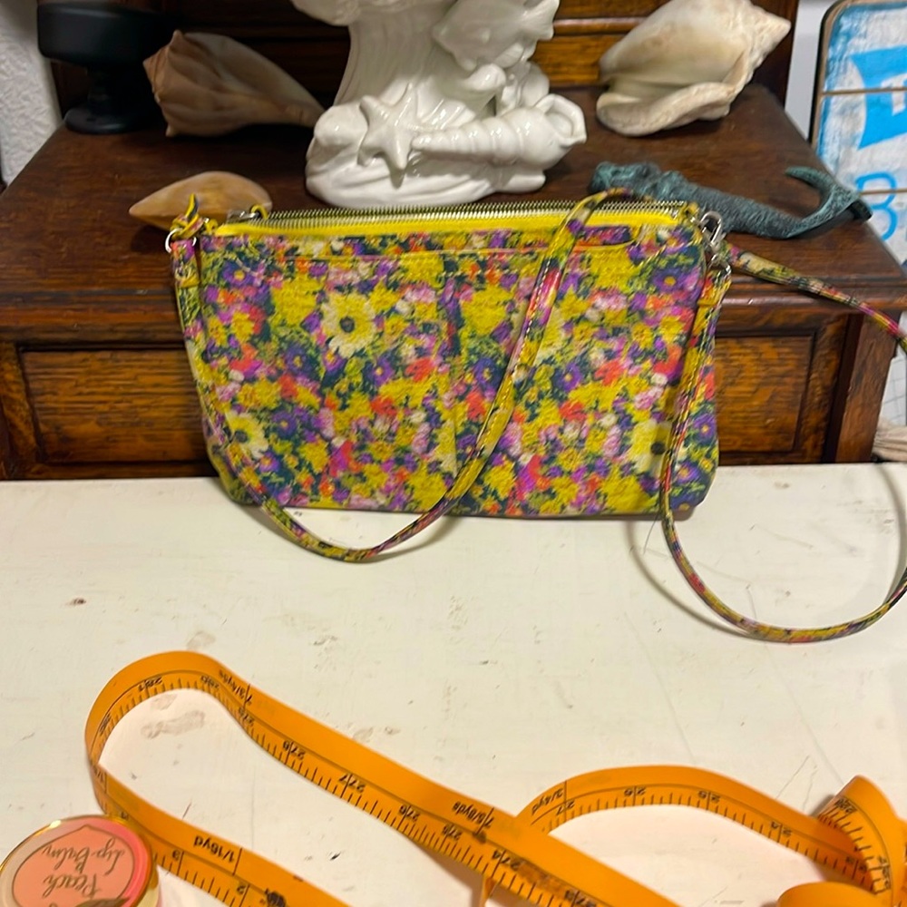 HOBO Darcy Crossbody